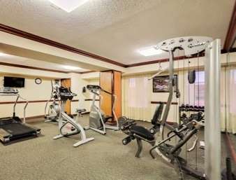 Baymont By Wyndham East
