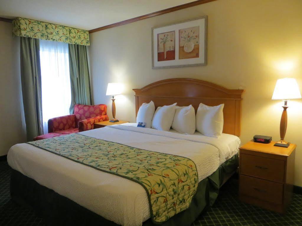 Baymont By Wyndham East 3* Kalamazoo